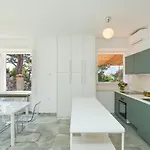 Hedera Estate, Hedera A30 Dubrovnik