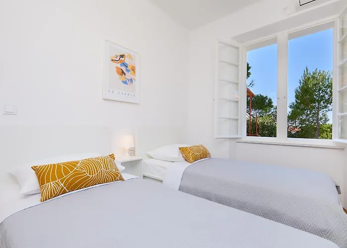 Hedera Estate, Hedera A30 Dubrovnik