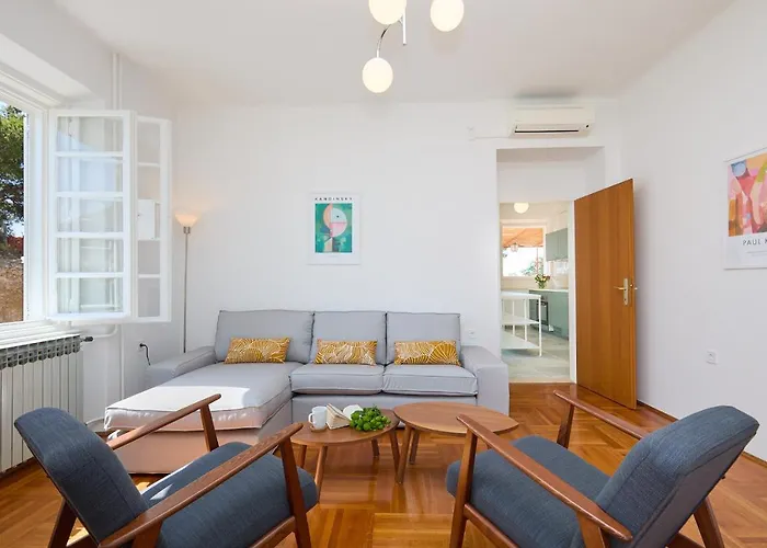 Hedera Estate, Hedera A30 Dubrovnik